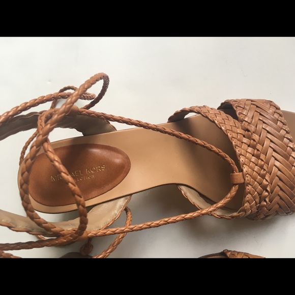 Michael Kors Collection Lawson  Lace Up Sandals - Picture 3 of 8